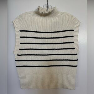VGUC Anthropologie mock neck sweater size XS